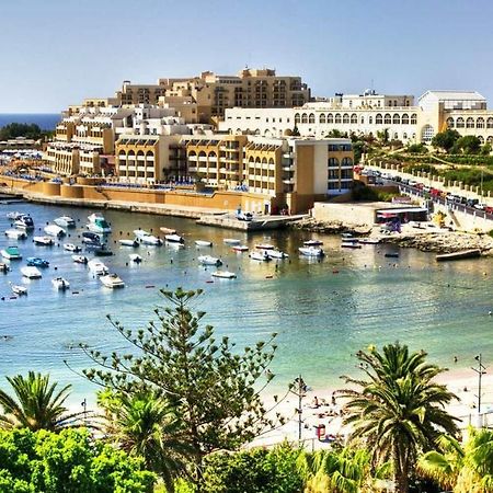 Holiday - Malta Balluta Beach Sliema Bagian luar foto